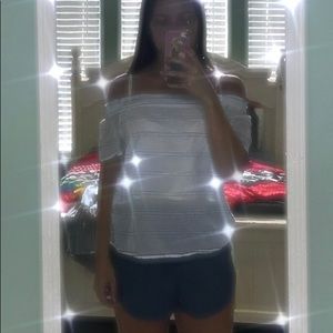 🤍Off-Shoulder Crop Top🤍